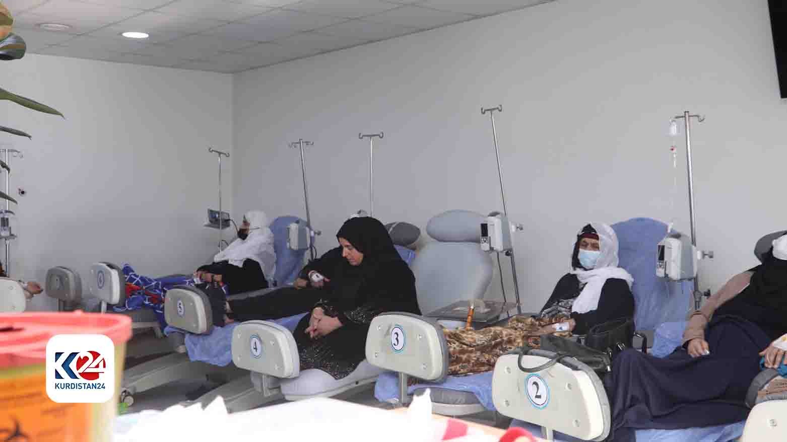 دیمه‌نێك له‌ نه‌خۆشانی شێرپه‌نجه‌ له‌ نه‌خۆشخانه‌ی هیوا له‌ سلێمانی